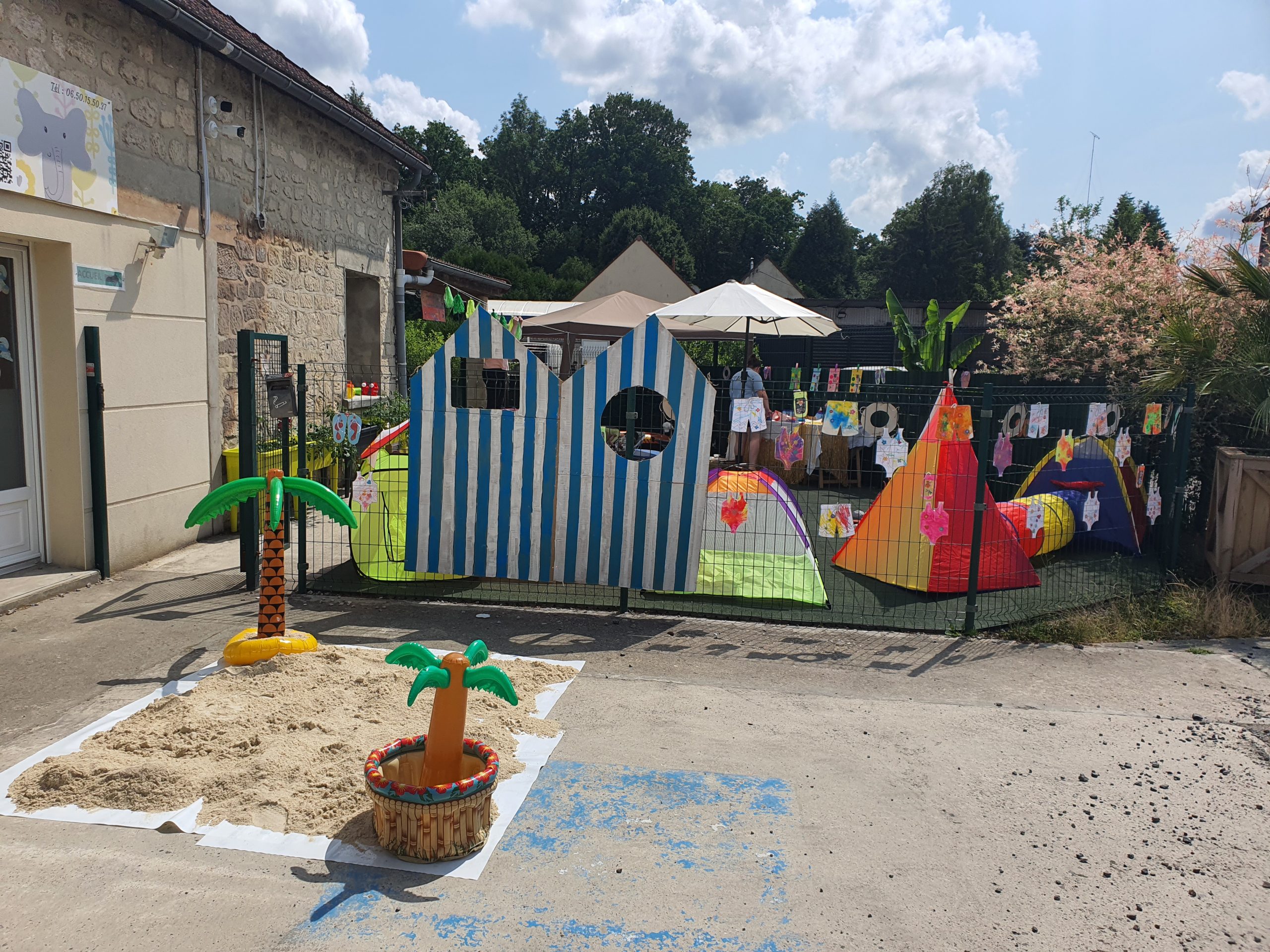 kermessse-microcreche-pinon-soissons-laon-structure-gonflable-jeux-enfants-parents