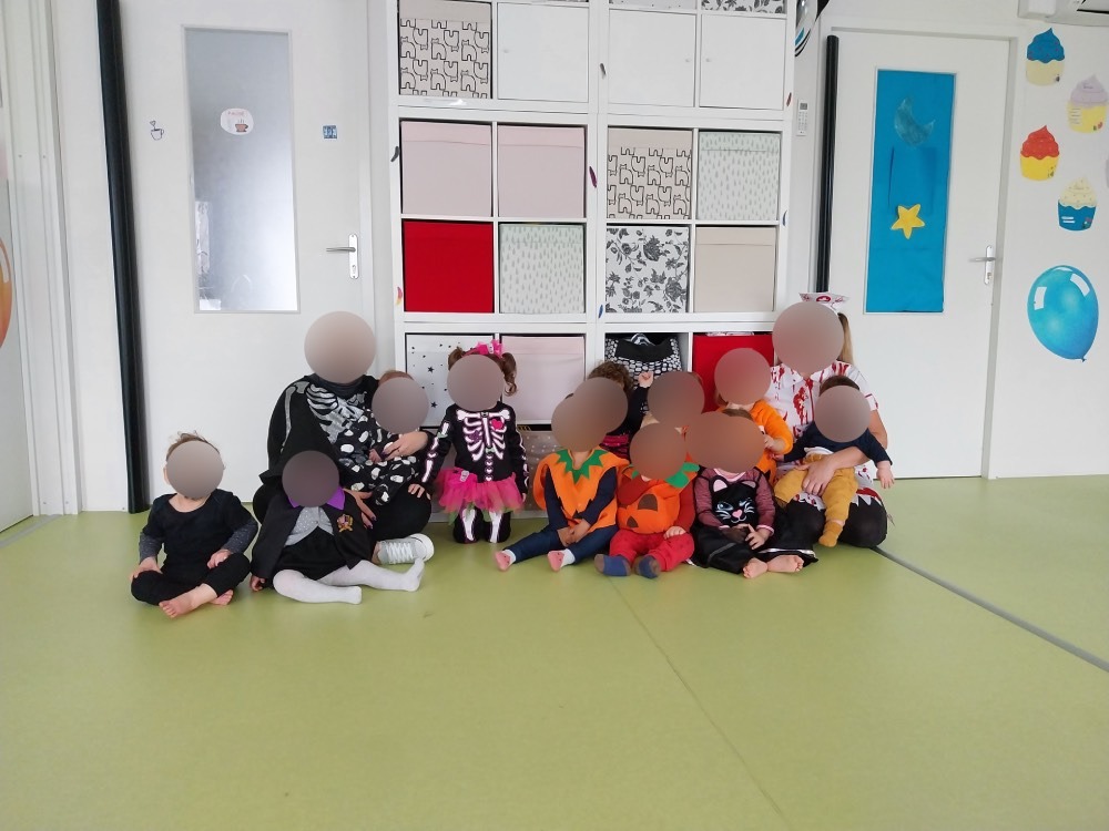 halloween-déguisements-groupe-microcreche